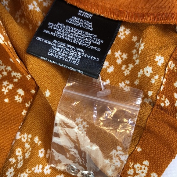 BCBG Paris Floral Stripe 3/4 Sleeve Woven Top Size M - Picture 13 of 14